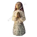 jacinta-de-fatima-a-genoux.webp