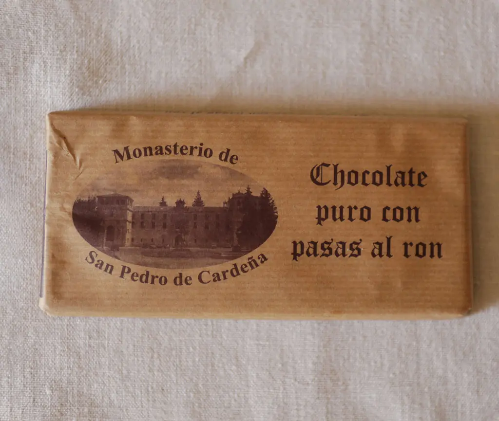 Chocolate con pasas al ron