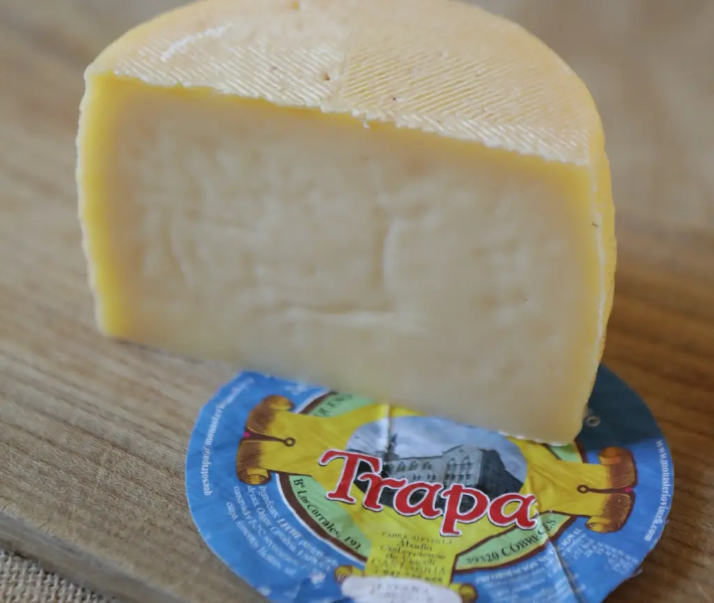 Medio queso Trapa