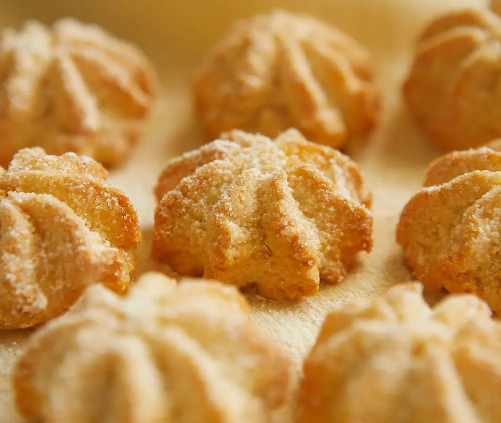 Suspiros de almendra