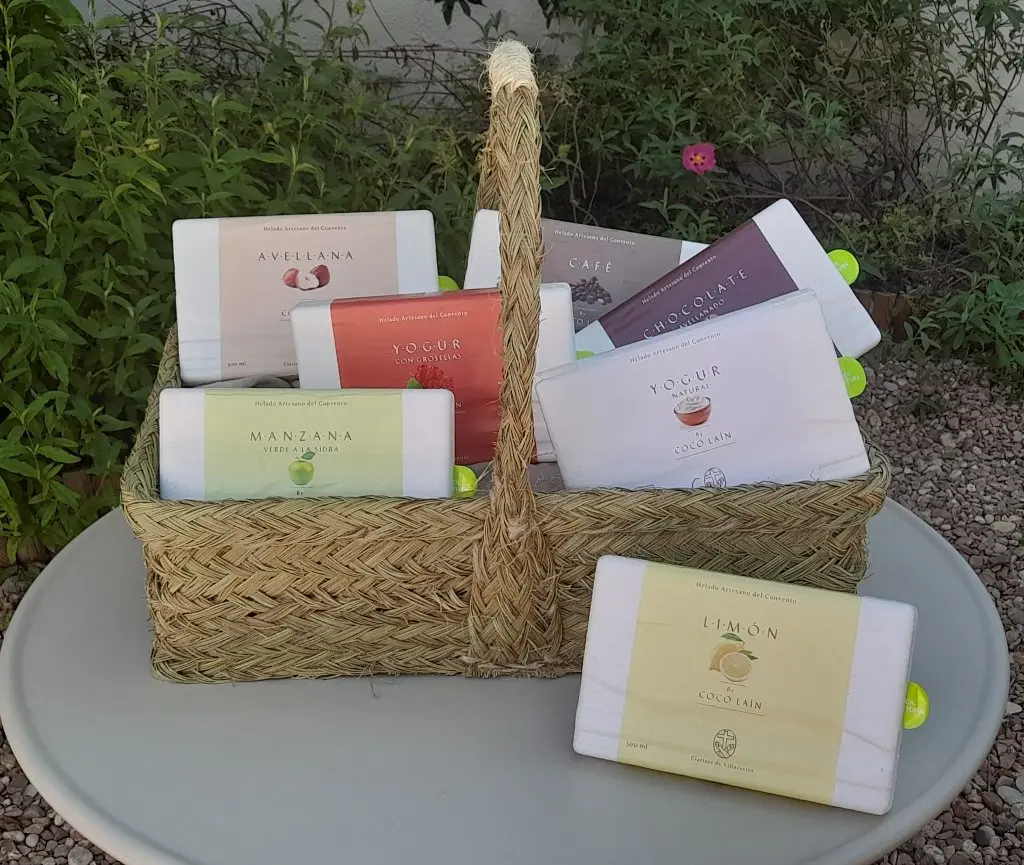 Helado de chocolate con trocitos de chocolate