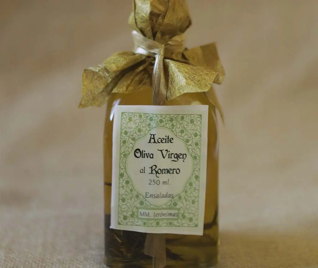 Aceite de oliva virgen al romero