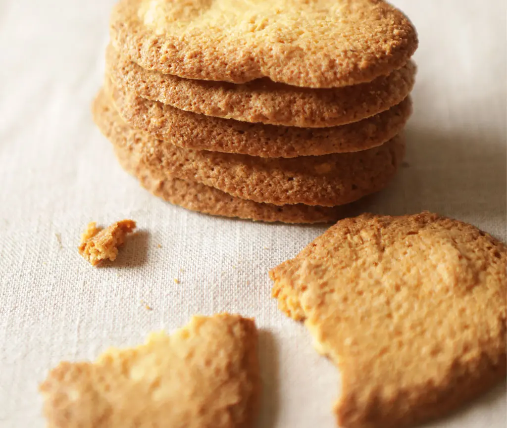 Hojas de almendra