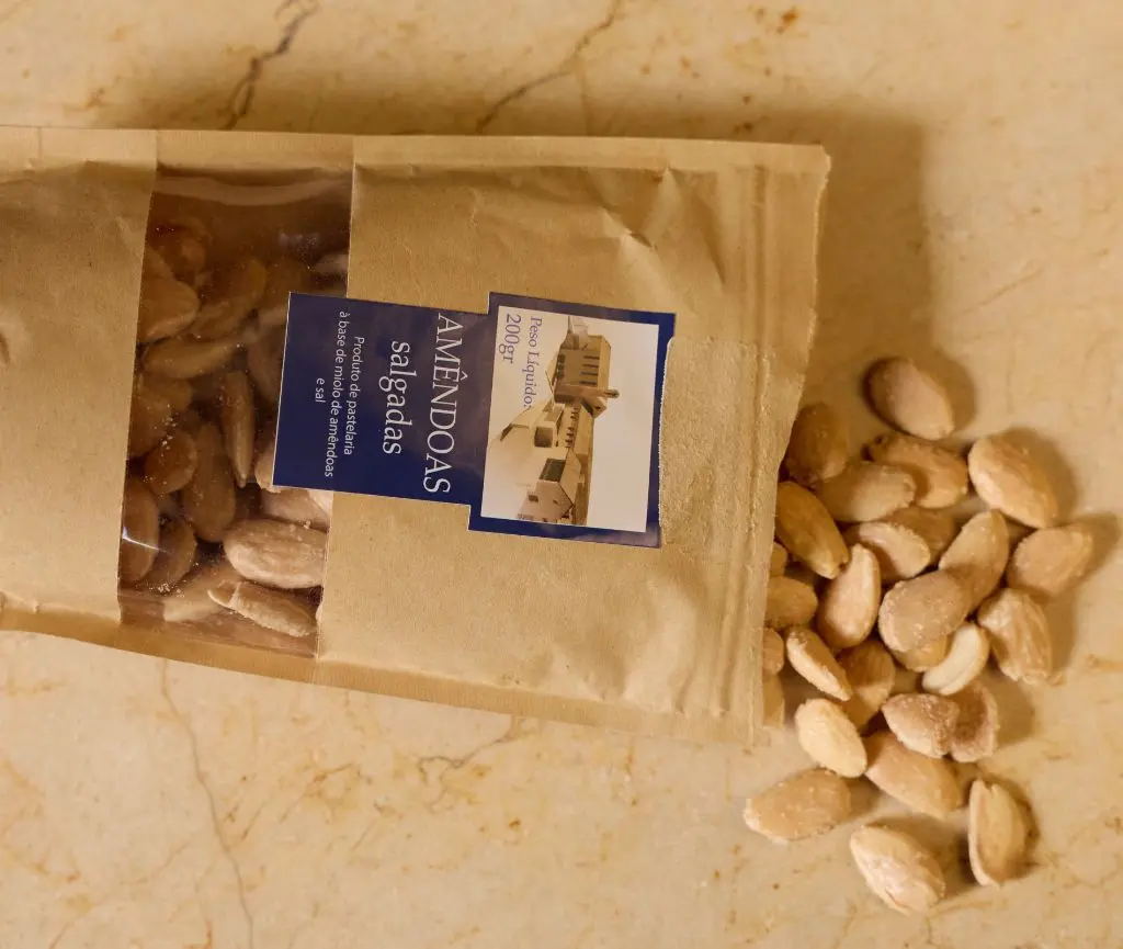 Almendras saladas
