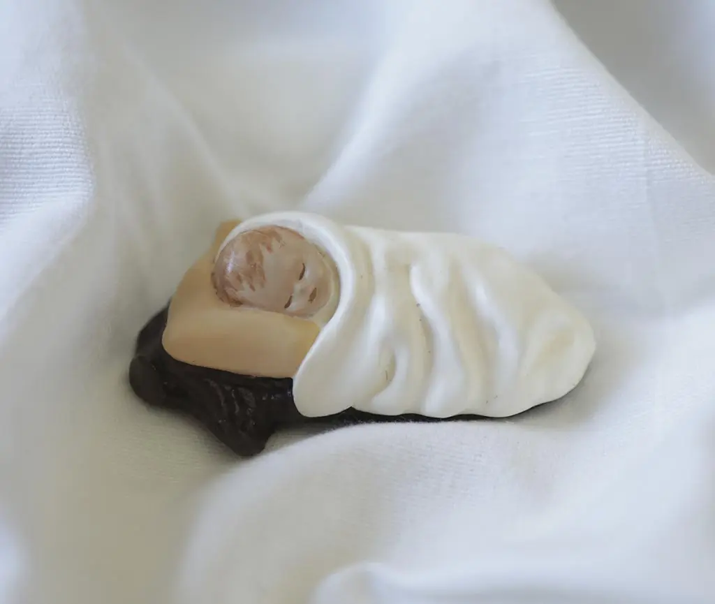 Niño Jesús en tronquito