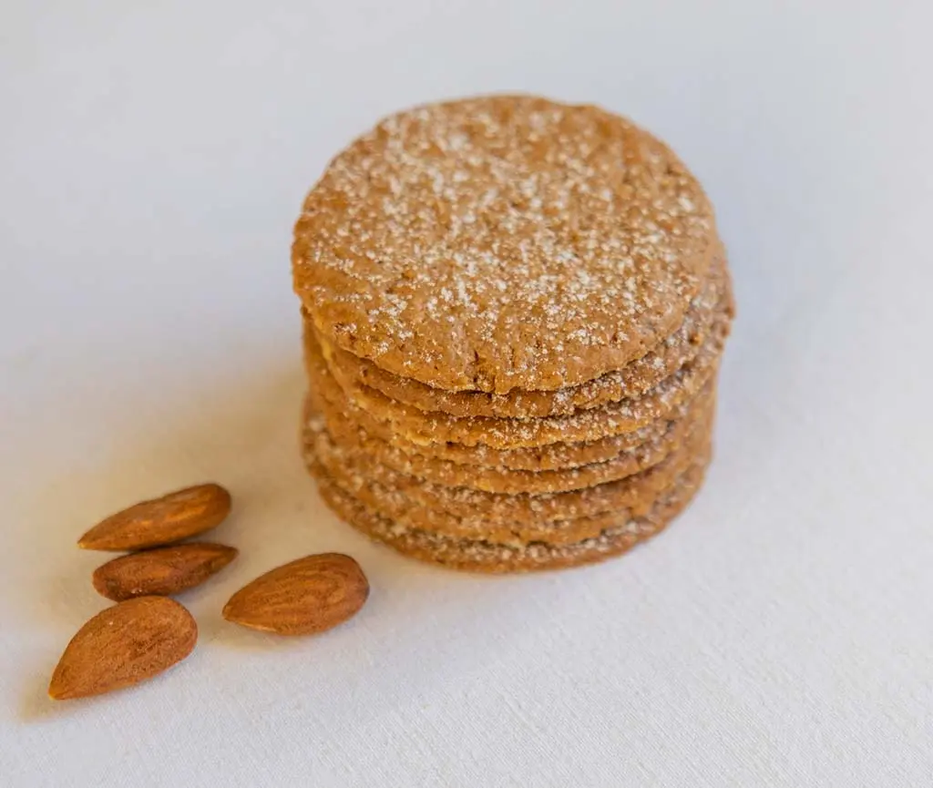 Pastas de avena y almendra