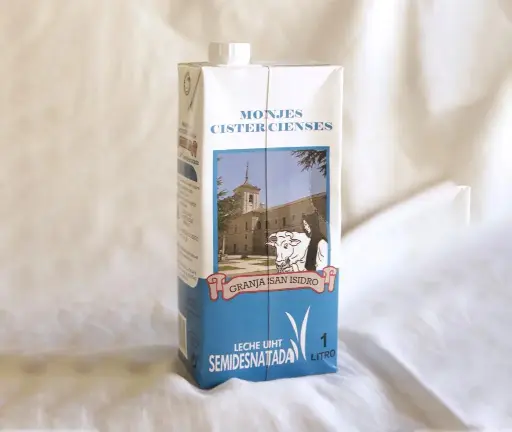 [10834] Leche semidesnatada