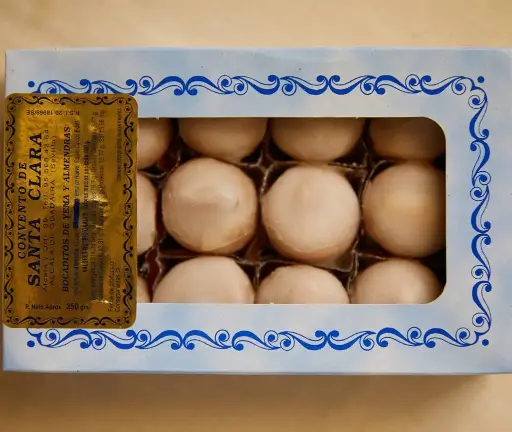 [12340] Bocaditos de yema-almendra