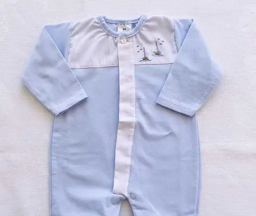 Pijama bordado 