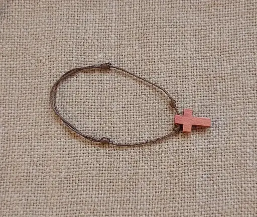 [12903] Pulsera cruz madera roja
